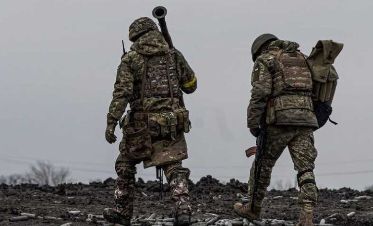 Перший контракт у ЗСУ: кому і за яких умов виплачують гроші