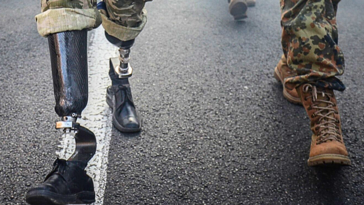 У Львові ветеранів і спортсменів з інвалідністю забезпечуватимуть протезами – подробиці програми