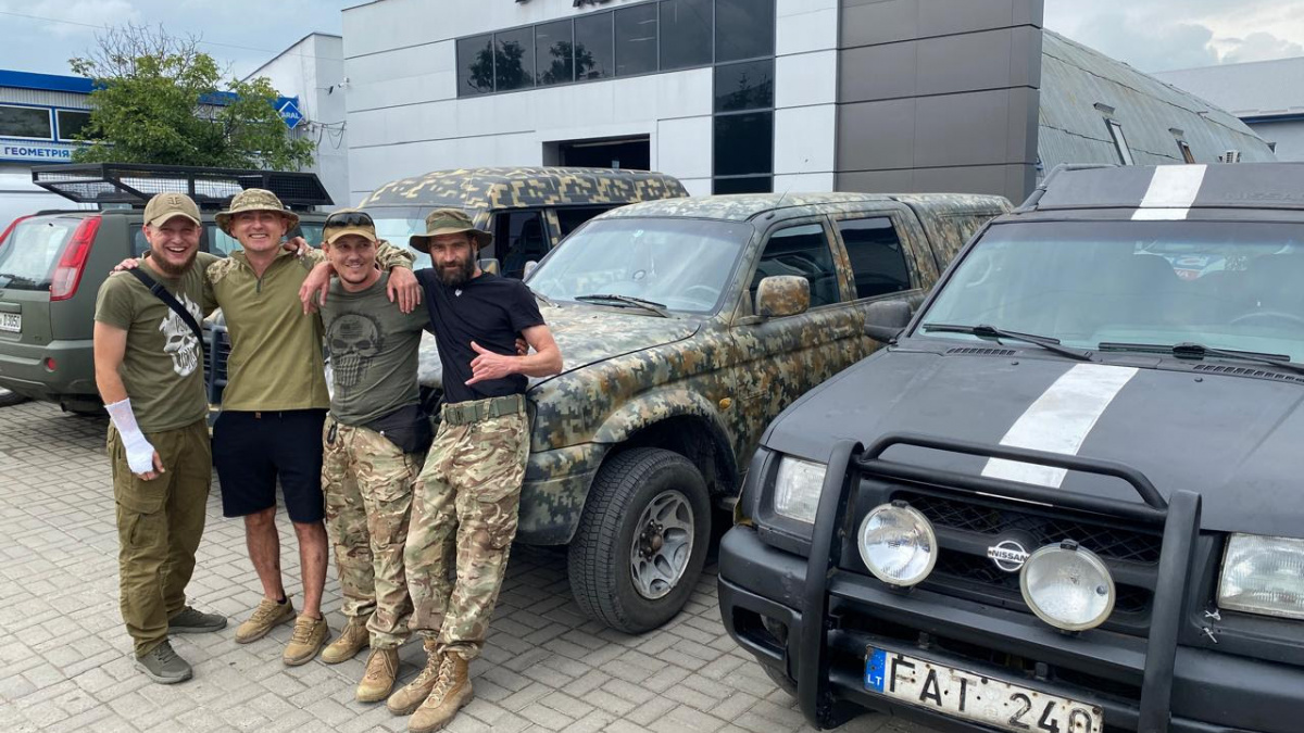 Ветеран Роман Білий за грантові кошти розвиває автосервіс у Івано-Франківську – історія захисника