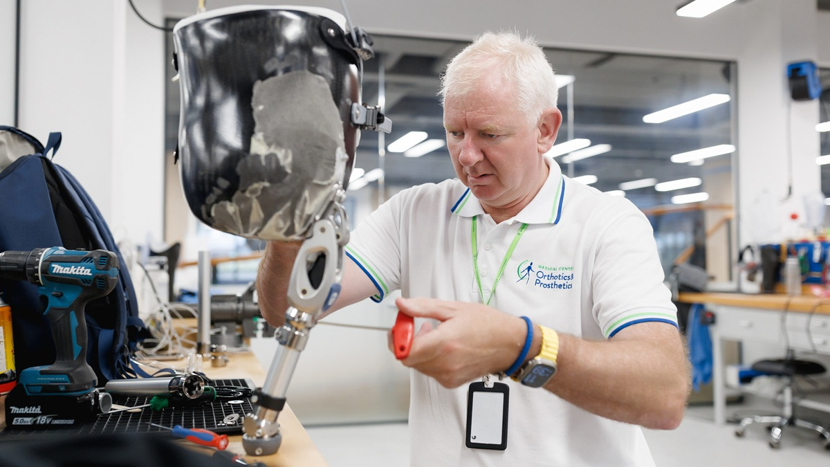 Безоплатне протезування від Центру MCOP у Києві: як отримати ветеранам