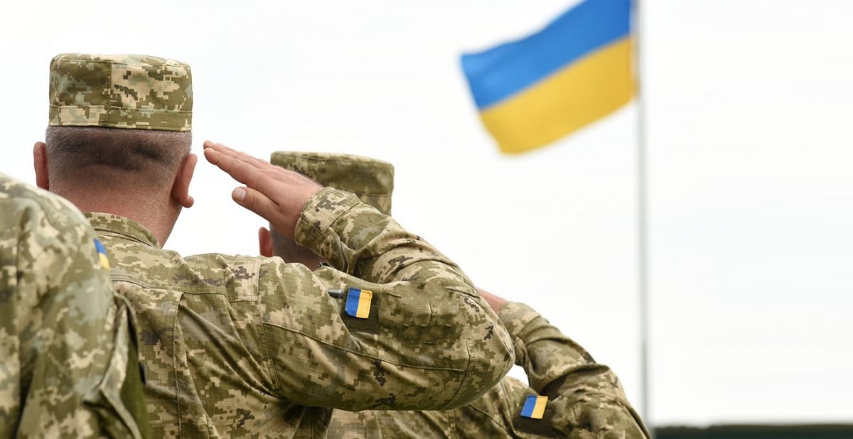 В Україні запускають навчання фахівців із супроводу військових - де та як вони працюватимуть