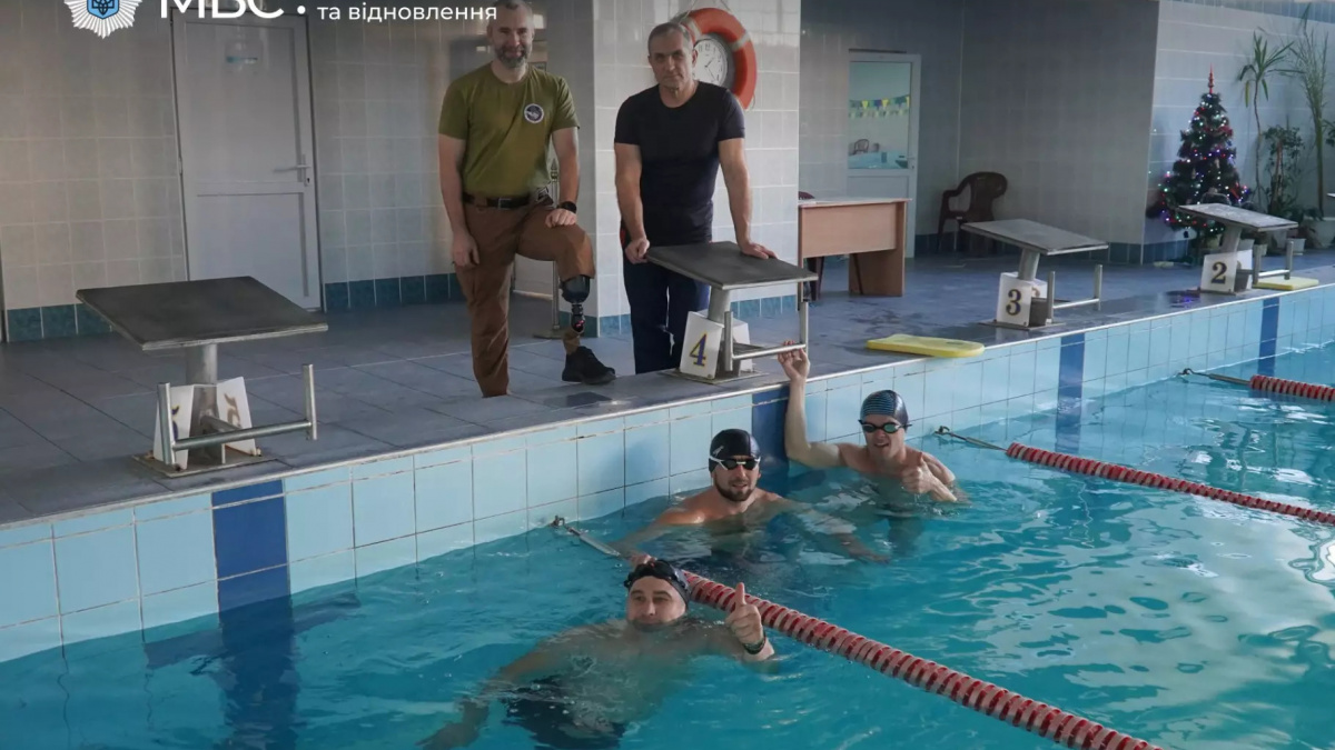 Ветерани у 18 регіонах України можуть безкоштовно відвідувати басейни – подробиці