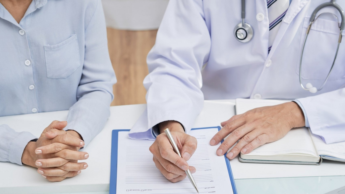 Українці від 40 років отримають по 2 тис. грн на скринінг здоров’я – подробиці нової програми