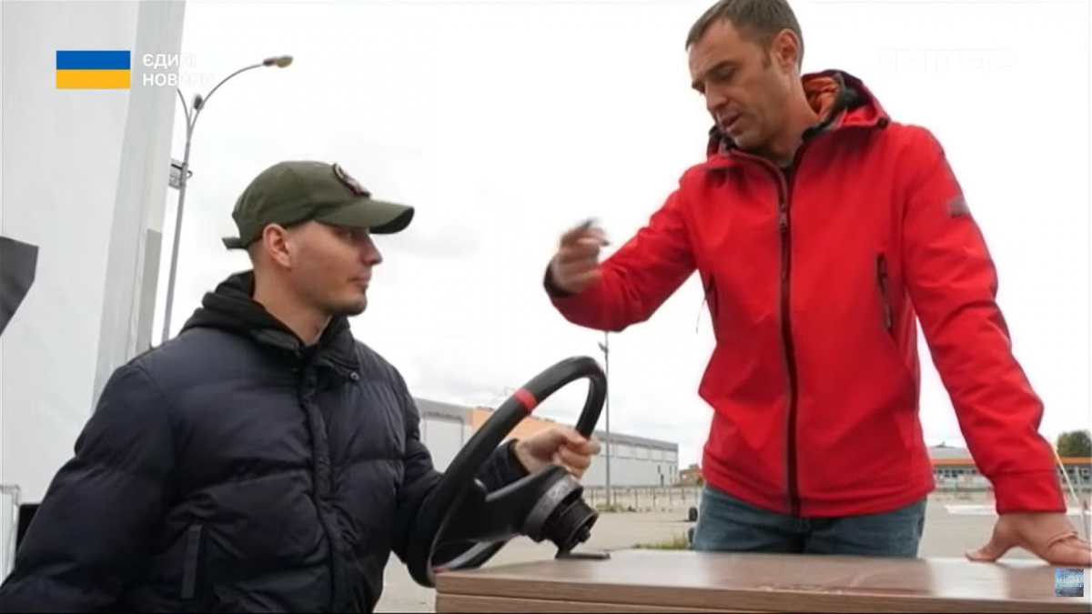 У Черкасах ветеранів з інвалідністю навчають водити авто – подробиці програми