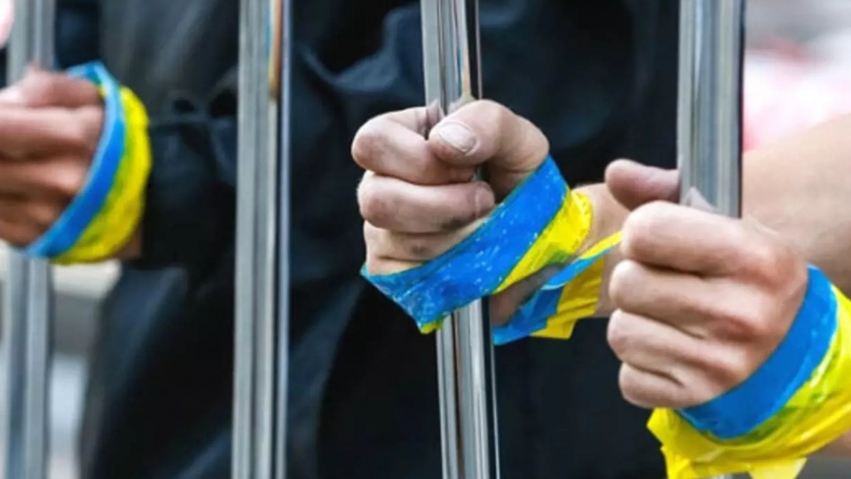 "Навіть якщо росіян змушувати, людяності в них не буде": захисник Маріуполя розповів про полон