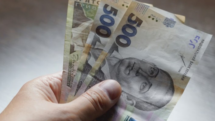 Допомога ВПО під загрозою: за що можуть припинити виплати у 2025 році