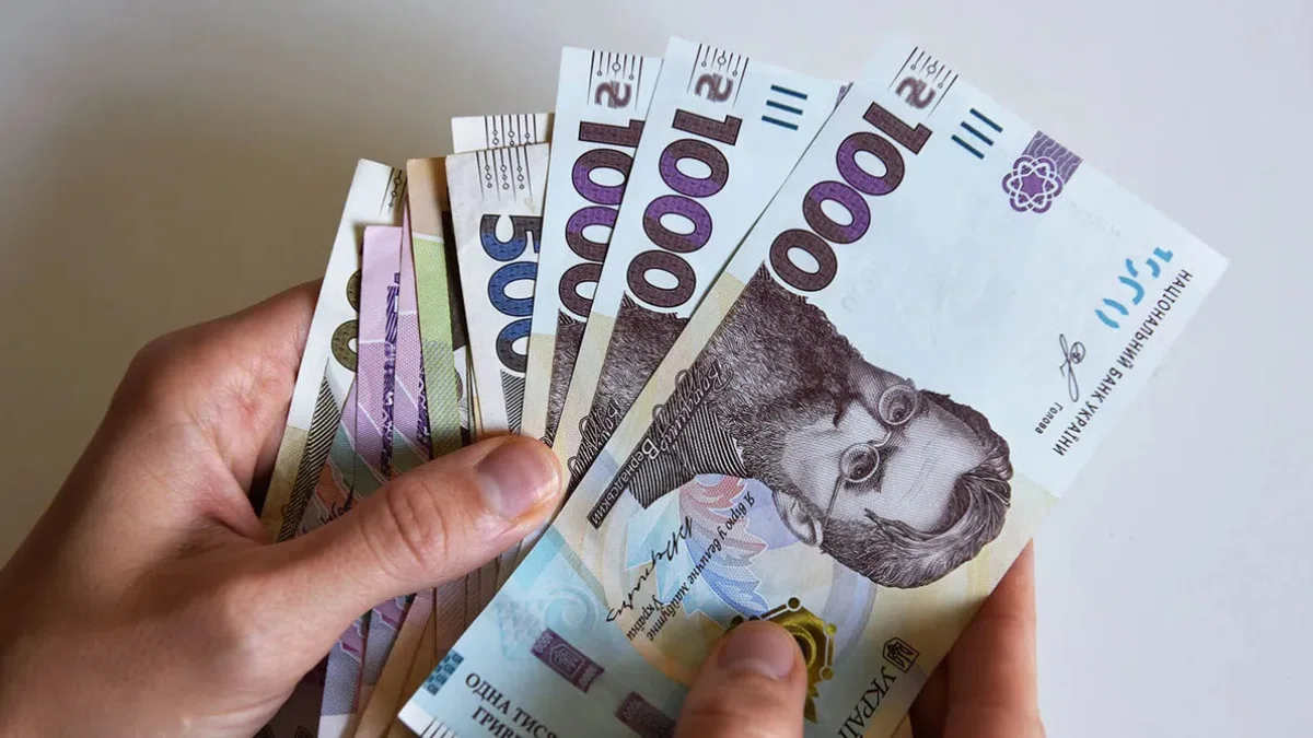 Нові правила виплат для ВПО: що змінилося і хто може отримати допомогу