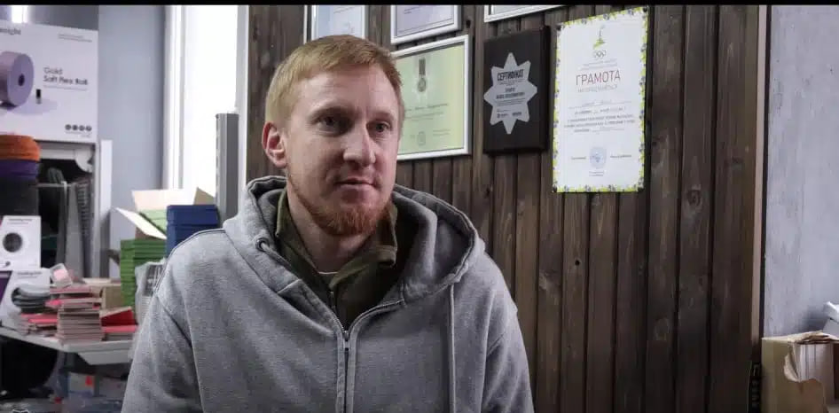 Ветеран Василь Тежигор після фронту відкрив бізнес у сфері колористики – історія захисника