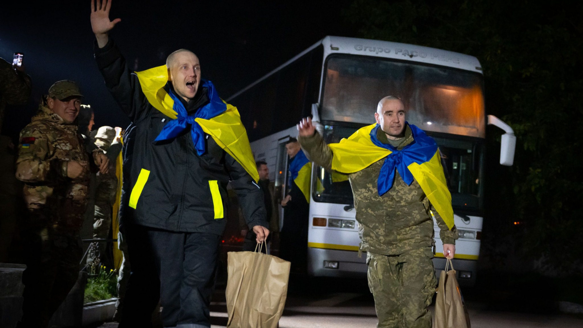 Повернули з полону: права та можливості