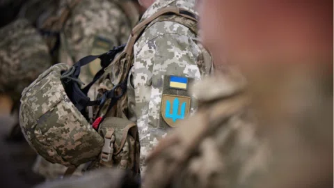 Виплати пораненим військовим призначатимуть по-новому: деталі законопроєкту