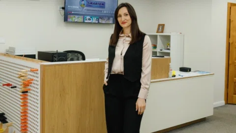 Бізнес – як терапія: дружина ветерана розвиває дитяче кафе та освітній центр на кошти гранту