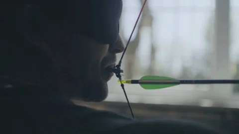 У Львові ветеранів з порушеннями зору запрошують на адаптивну стрільбу з лука – подробиці