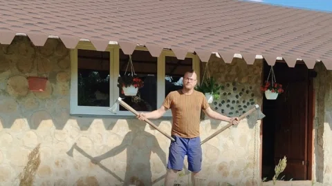 Сокира для Валерія Залужного та унікальна майстерня: як ветеран Павло Скшетуський перетворив хобі на успішний бізнес 