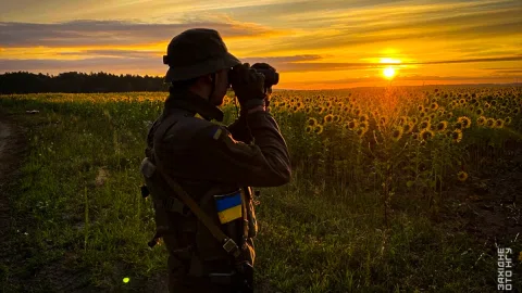 Крізь вогонь і обстріли: історія львівського водія БТР, який завжди тримає курс