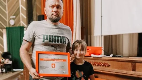 Втратив око та пережив полон: захисник Маріуполя Іван Мікула отримав допомогу від 