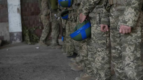 Нові підстави для звільнення, відпустки та переведення: для деяких військових розширили гарантії