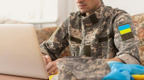 Пільги, програми та допомога за один клік: в Україні запустили платформу Ветеран PRO