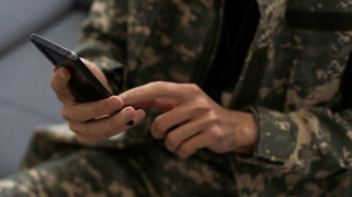 Звільнився після контракту із ЗСУ — чи можна виїхати за кордон: пояснення юриста