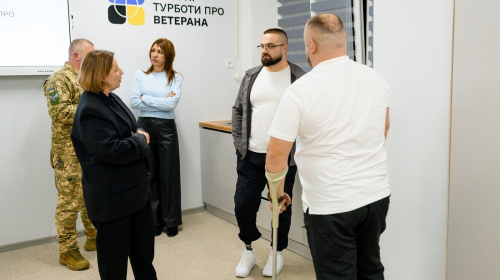 Простори турботи про ветеранів відкрили ще в двох регіонах – які послуги надаватимуть