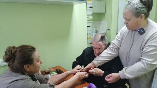 Говорити знову - як у Луцьку допомагають ветеранам, що втратили мовлення через війну