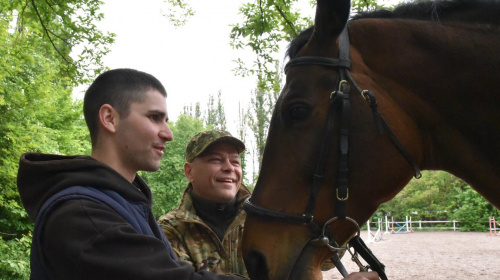 У Києві ветеранів запрошують на заняття з верхової їзди – як записатися