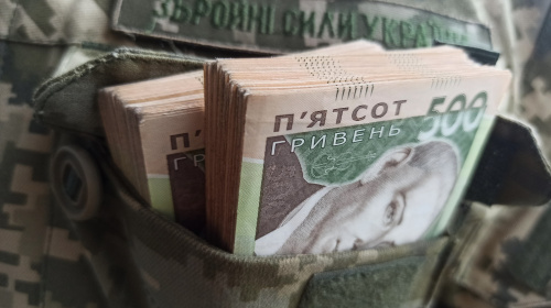 Одноразова виплата при першому контракті: як отримати військовим і що потрібно знати