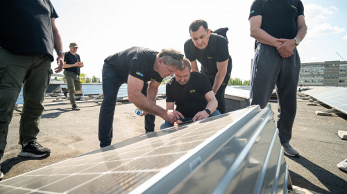 Ветерани можуть опанувати професію монтажника сонячних електростанцій – умови програми