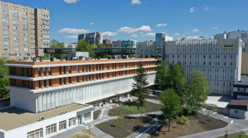 Стати на ноги заради сина: ветеран Сергій Котелевець заново вчиться ходити в Центрі UNBROKEN