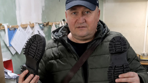 Заснував виробництво взуття після 20 років служби - історія ветерана Павла Муращенка