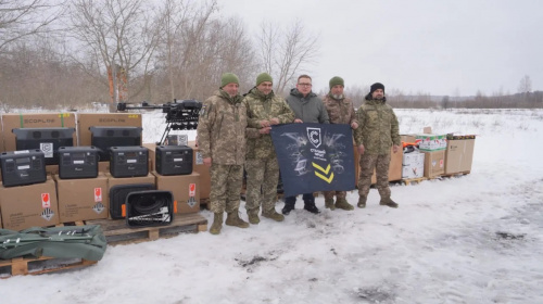 "Сталевий фронт" Ріната Ахметова передав 157-й бригаді великі дрони та системи протидії "шахедам"
