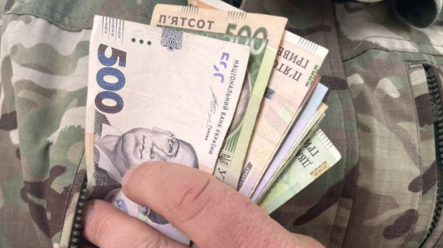 Бойові виплати вимагають враховувати у пенсіях ветеранів – петиція до Кабміну