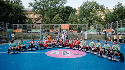 "ГАРТ 2026": у Львові відбулася відкрита гра з регбі на кріслах колісних за участі ветеранів та інфлюенсерів