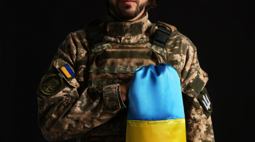 Чому меморіалізація — це не лише пам’ятники: історик Антон Лягуша пояснив, як сьогодні формується пам’ять про війну