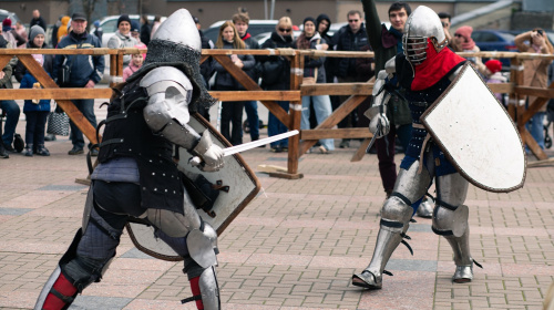 «Залишатися воїном у мирному житті» - як «Бугурт Січ» допомагає ветеранам відновитися через середньовічний бій