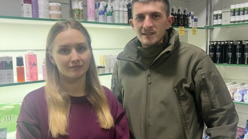 Українське, якісне, своє – як ветеран із Кам’янки разом з дружиною створив магазин косметики