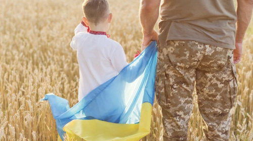 Тато – військовий ЗСУ: як підтримати дитину та не втратити емоційний зв'язок у розлуці