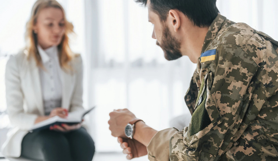 Ветерани можуть змінювати фахівця із супроводу – уряд оновив правила надання підтримки