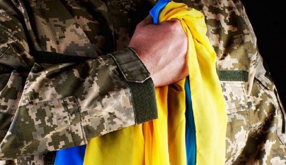 Ветеранам хочуть дозволити носити військову форму без спецдозволів: що зміниться та які будуть обмеження